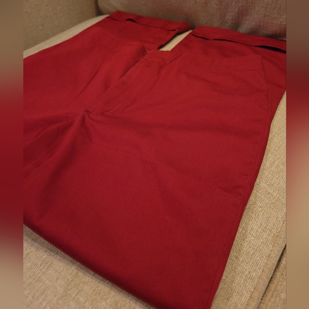 Merona Burgundy Red Sateen Cropped Pants *sz 8* - Picture 8 of 9